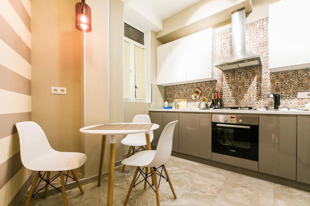 Sweet Home 3 At Freedom Square Τυφλίδα Εξωτερικό φωτογραφία